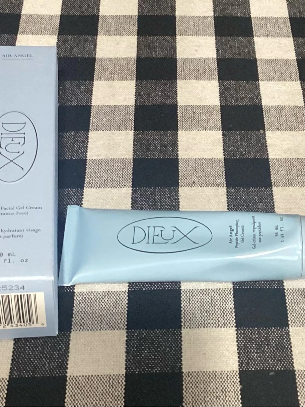 Ipsy compact beauty